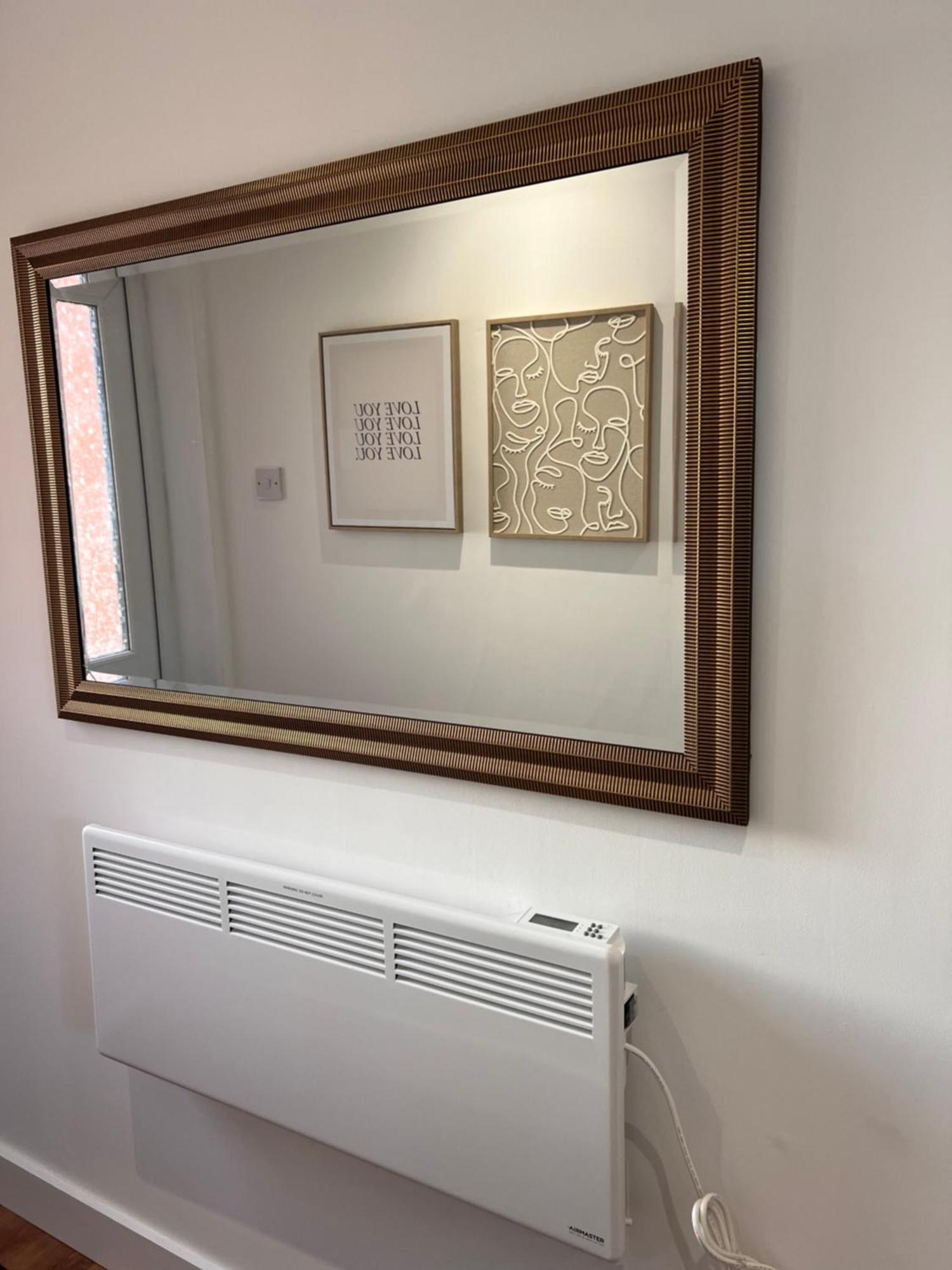 1 Bedroom & Bathroom Dorney Екстериор снимка